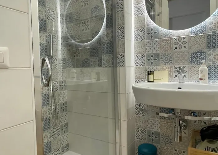 Caramel House & Bari